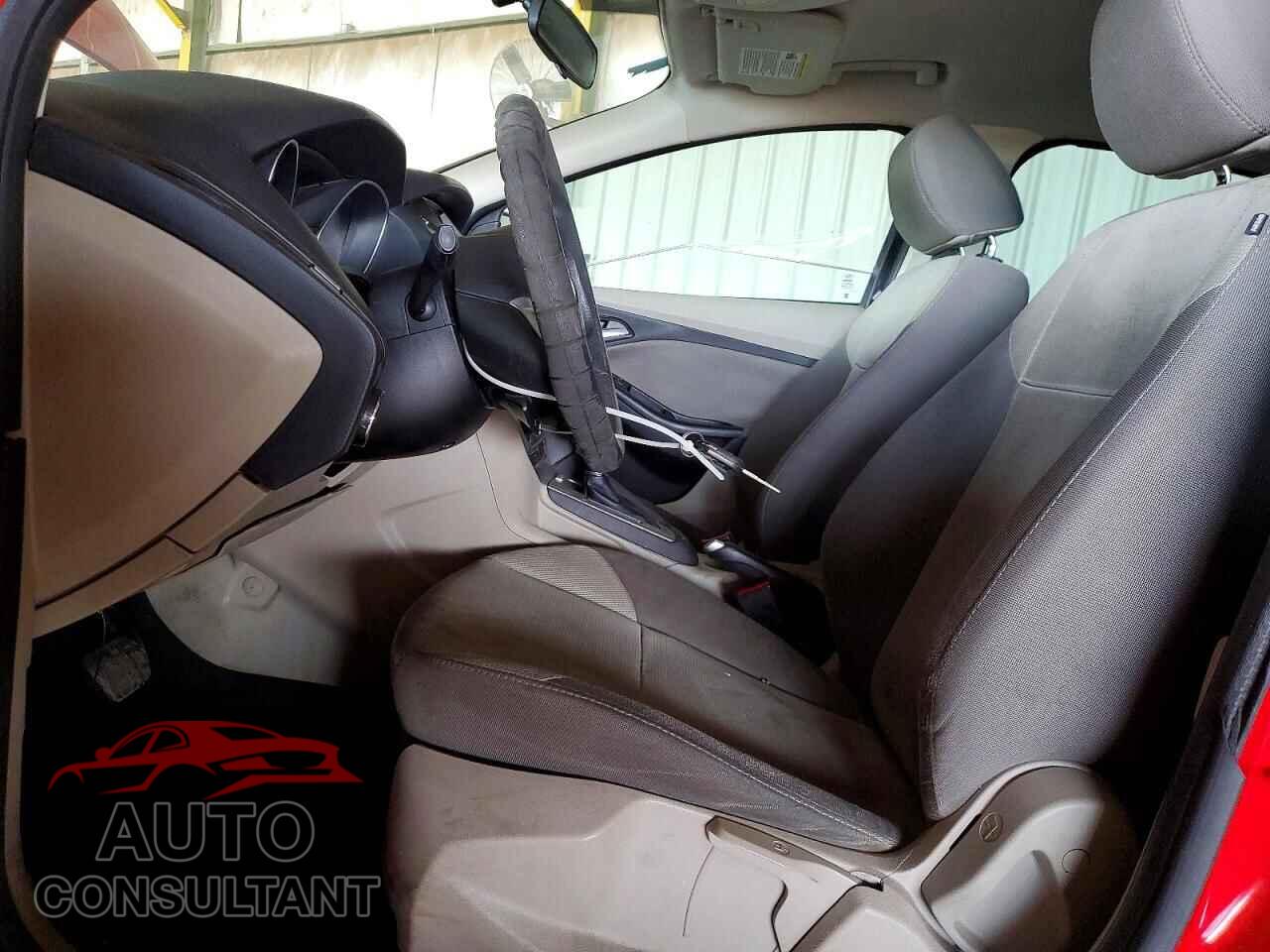 FORD FOCUS 2014 - 1FADP3F23EL162370
