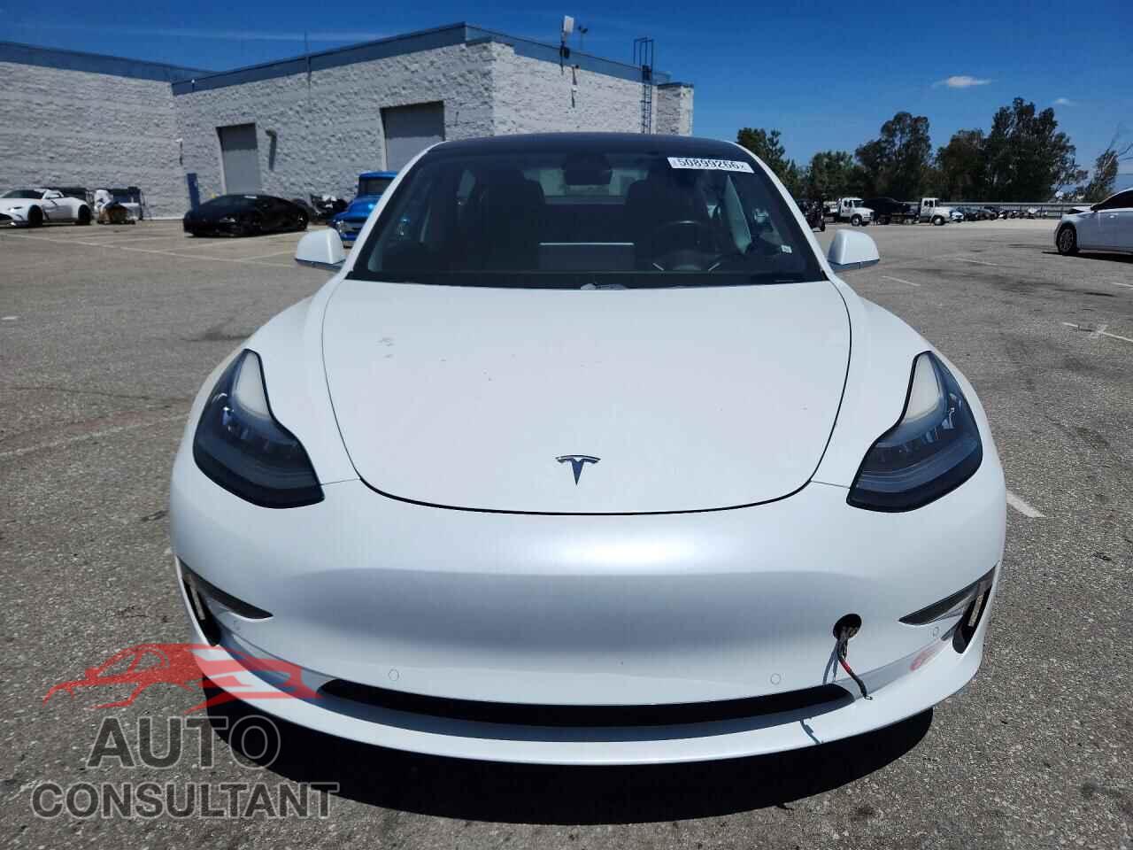 TESLA MODEL 3 2018 - 5YJ3E1EA0JF043634