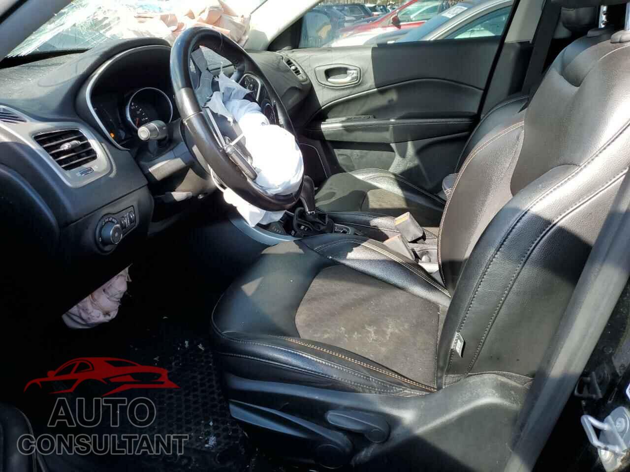 JEEP COMPASS 2020 - 3C4NJDBB9LT229325