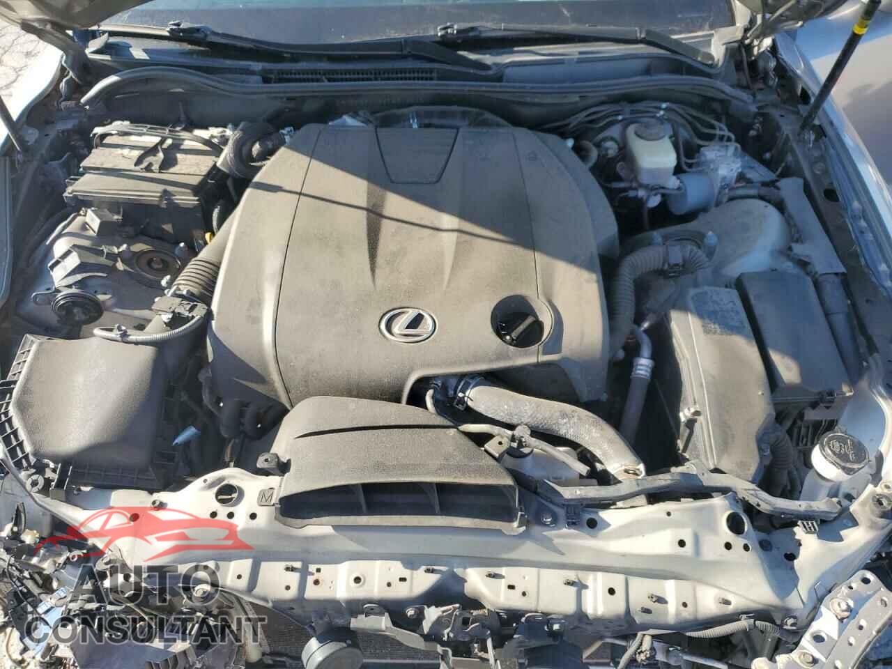 LEXUS IS 2015 - JTHCF1D26F5016548