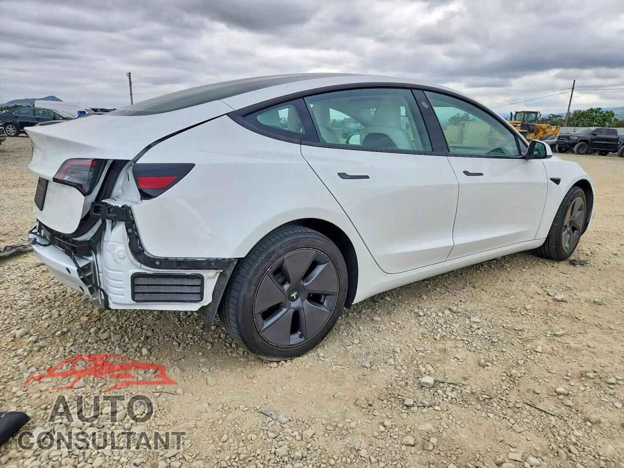 TESLA MODEL 3 2023 - 5YJ3E1EA7PF607255