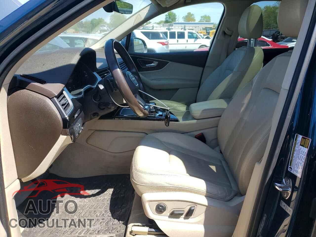AUDI Q7 2019 - WA1LAAF77KD033376