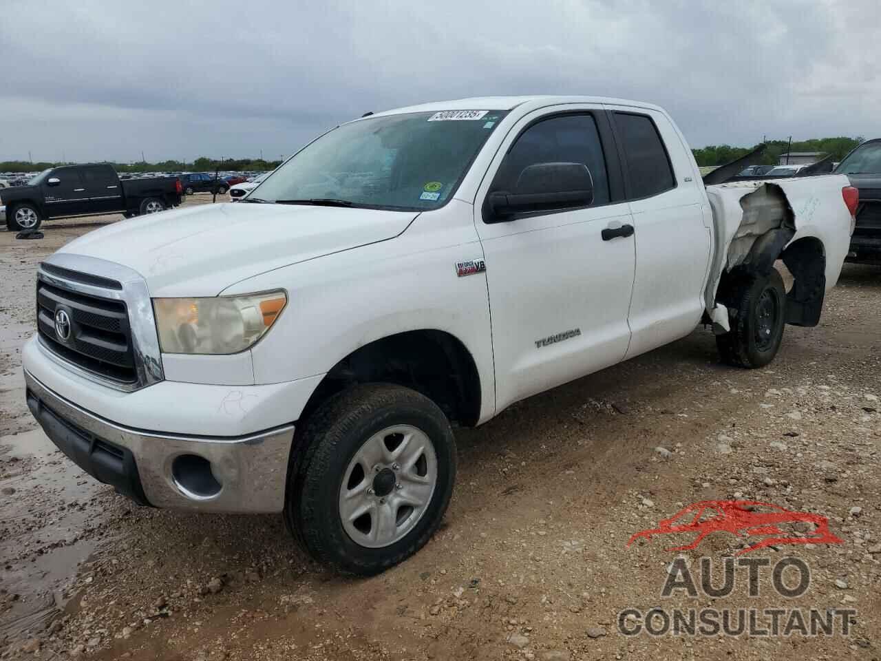 TOYOTA TUNDRA 2011 - 5TFUW5F10BX179728