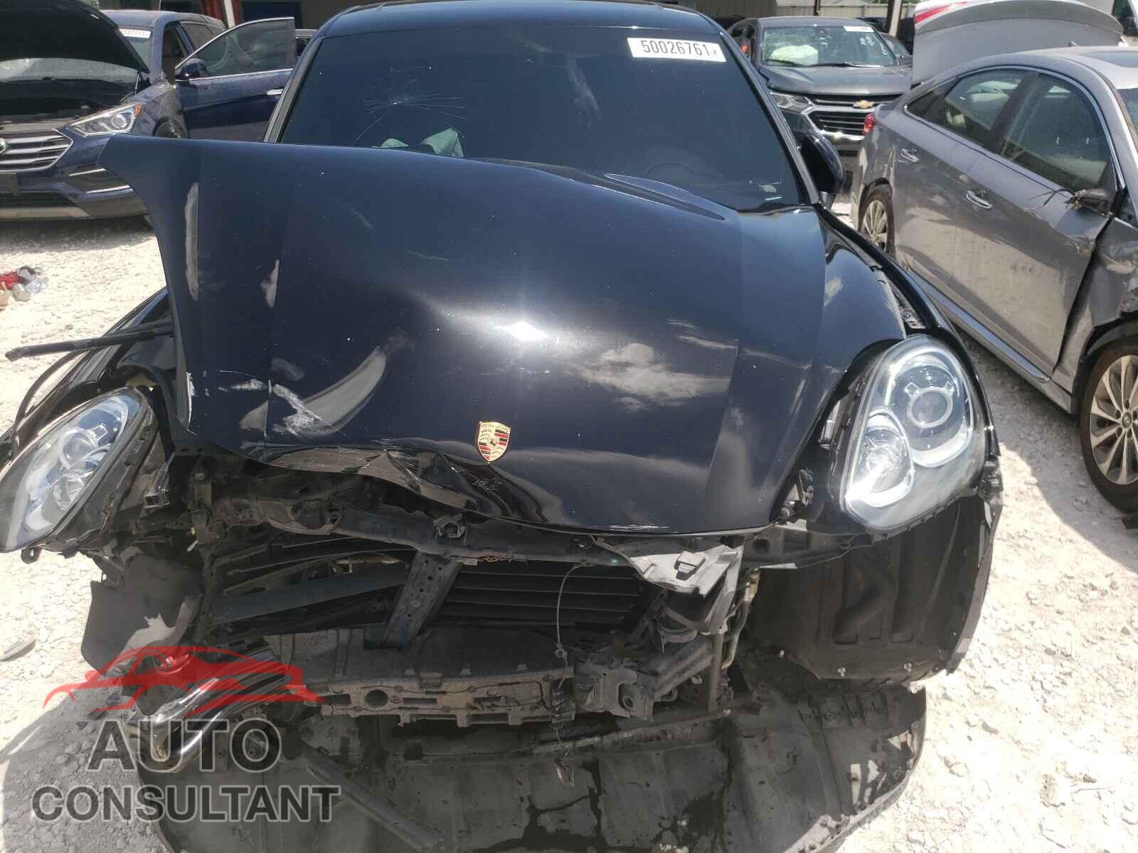 PORSCHE CAYENNE 2017 - WP1AA2A22HKA89792