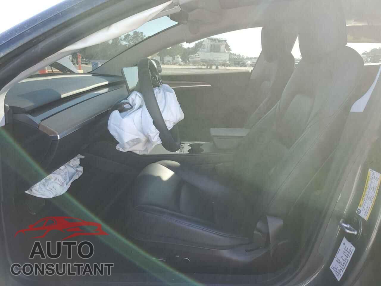 TESLA MODEL 3 2021 - 5YJ3E1EB2MF965433