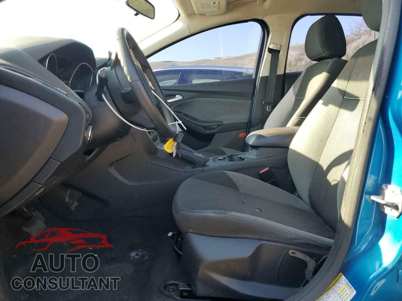 FORD FOCUS 2014 - 1FADP3K27EL413395