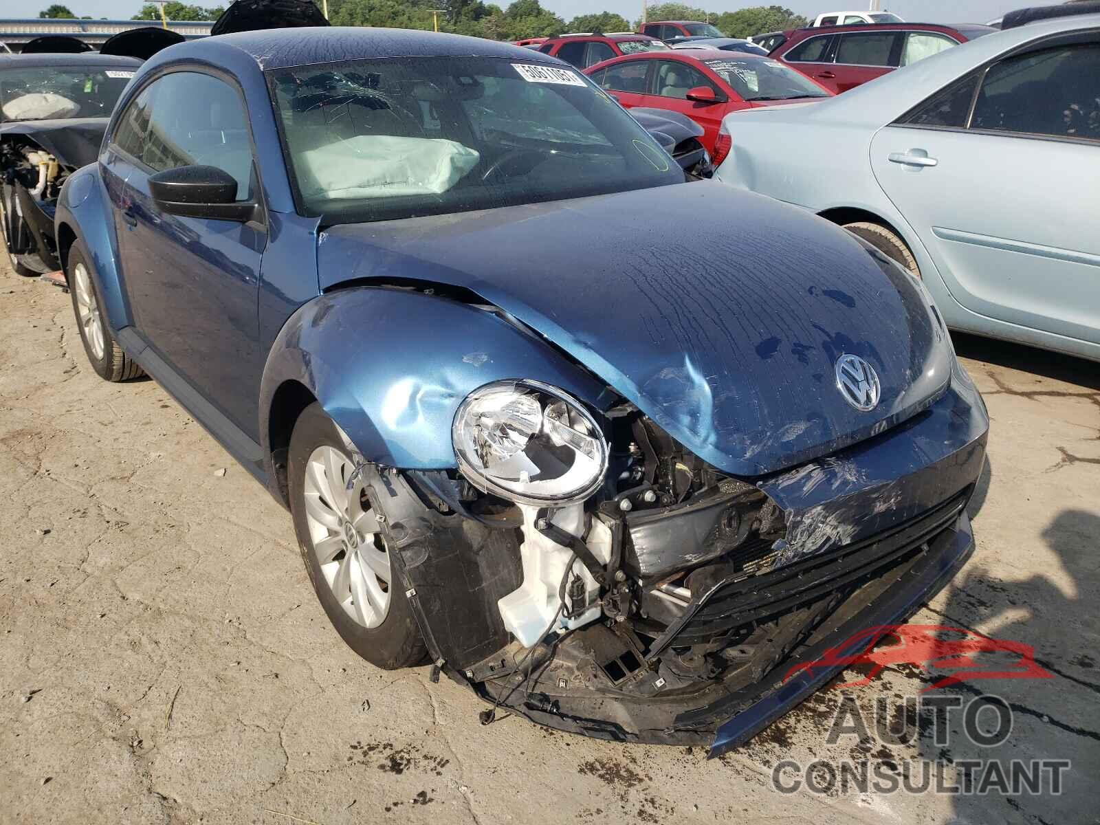 VOLKSWAGEN BEETLE 2017 - 3VWF17AT5HM625203