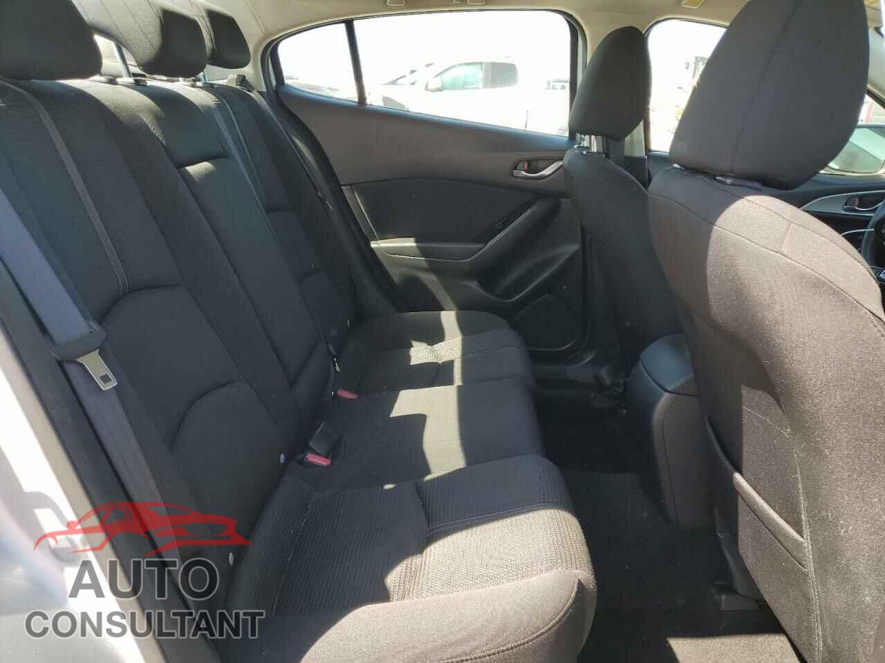MAZDA 3 2017 - 3MZBN1U72HM128401