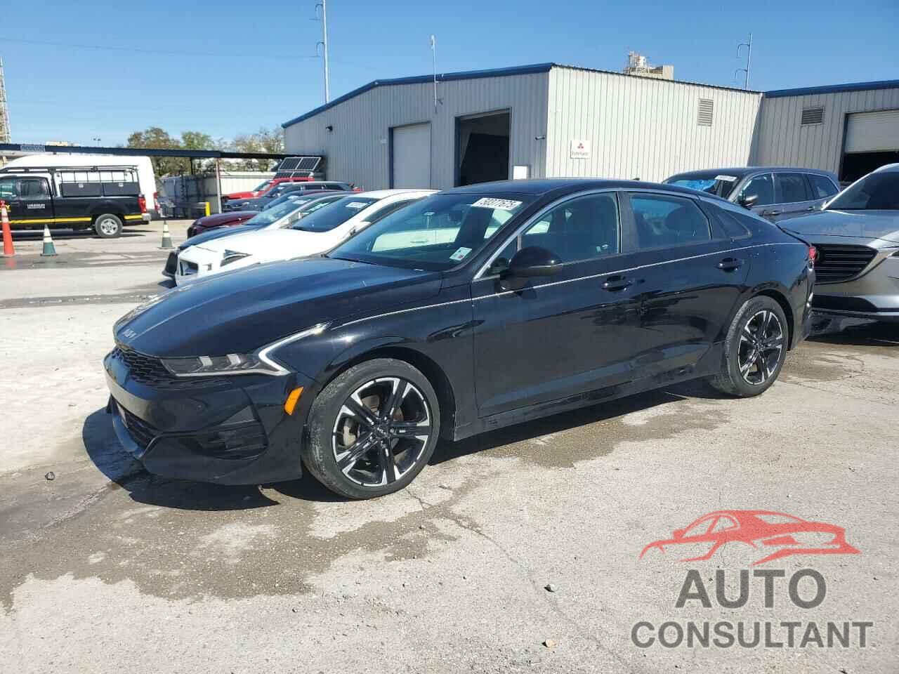 KIA K5 2023 - 5XXG64J20PG213477