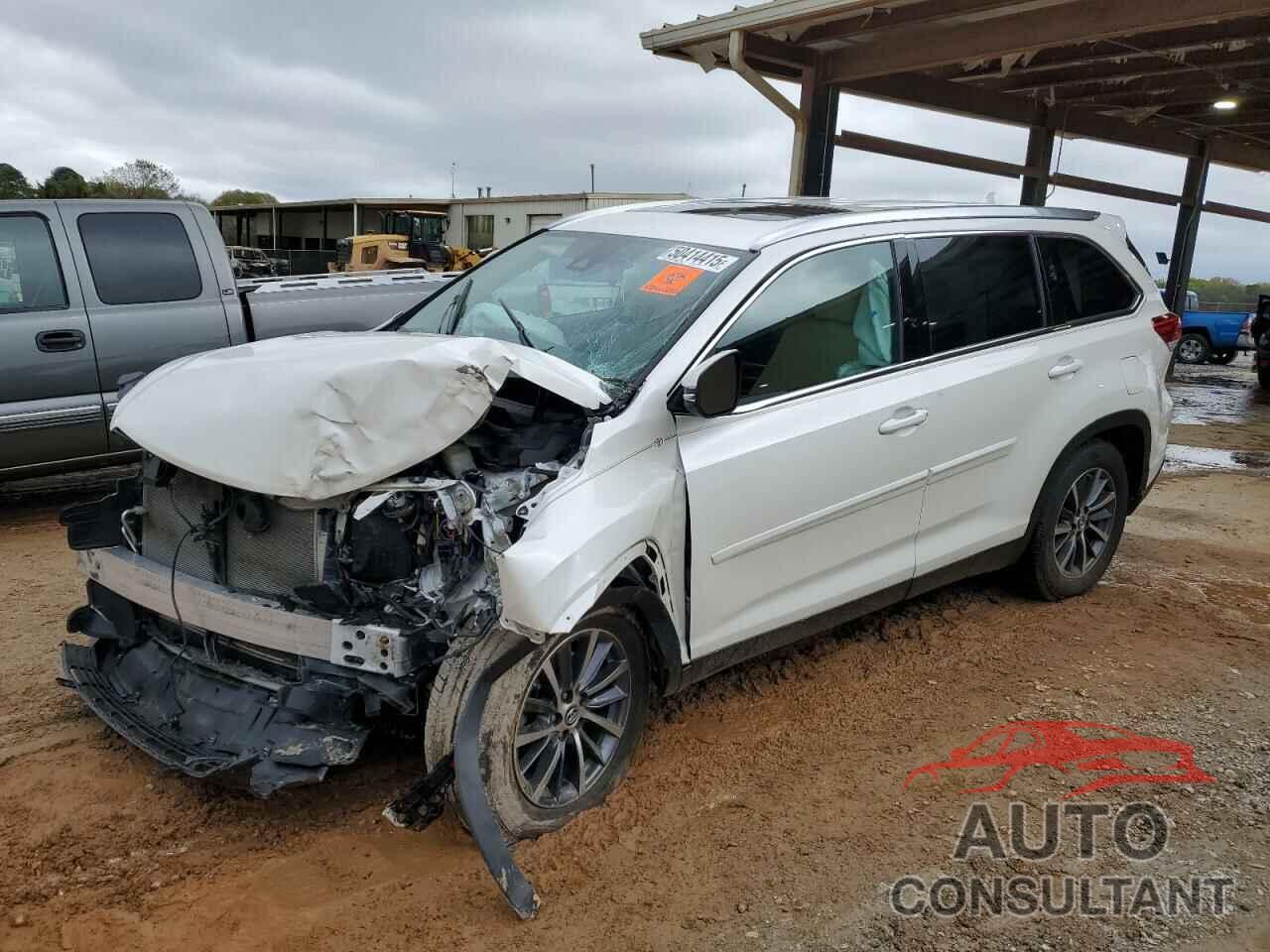 TOYOTA HIGHLANDER 2019 - 5TDKZRFH5KS553176