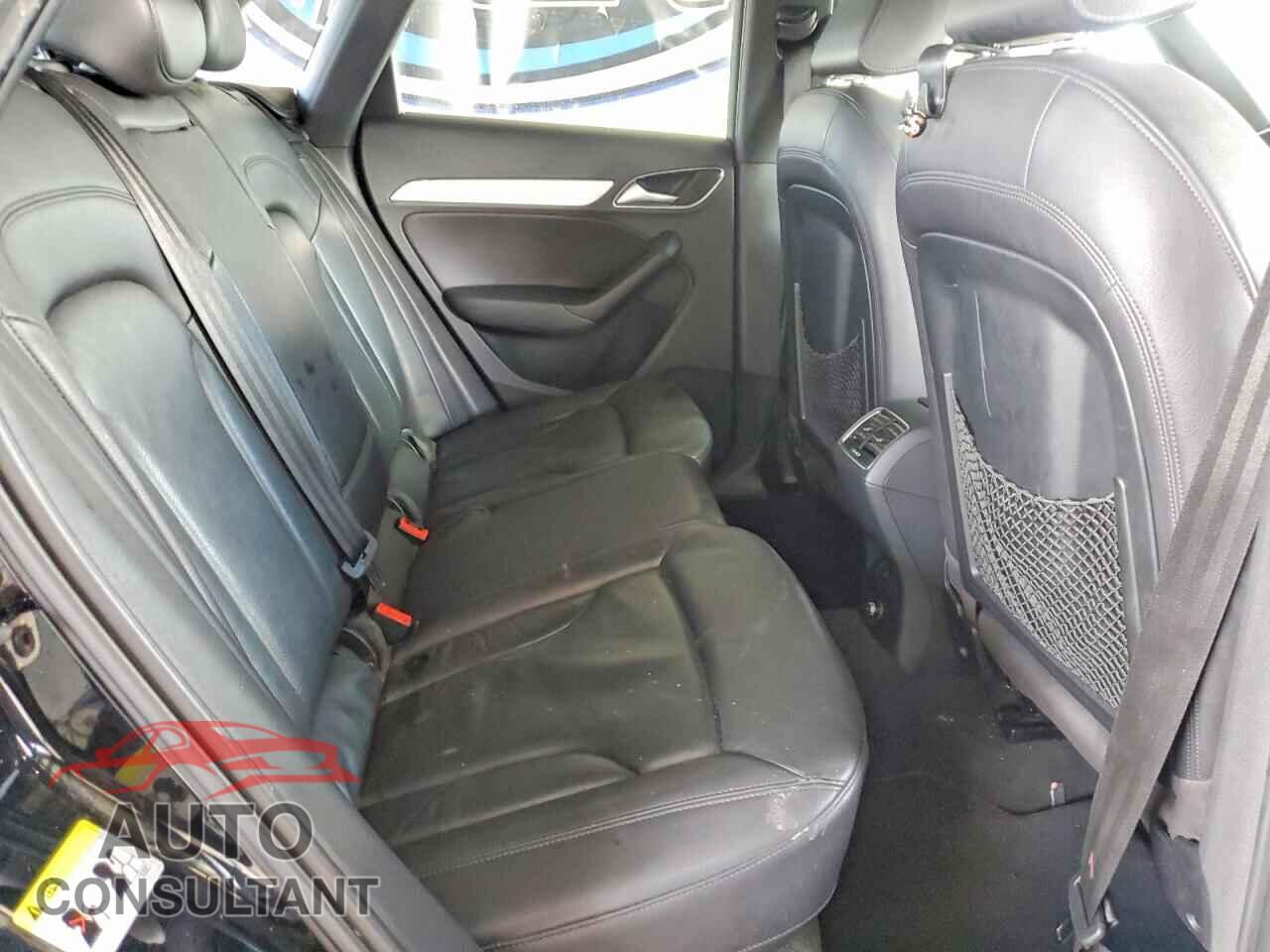 AUDI Q3 2015 - WA1EFCFS5FR004722