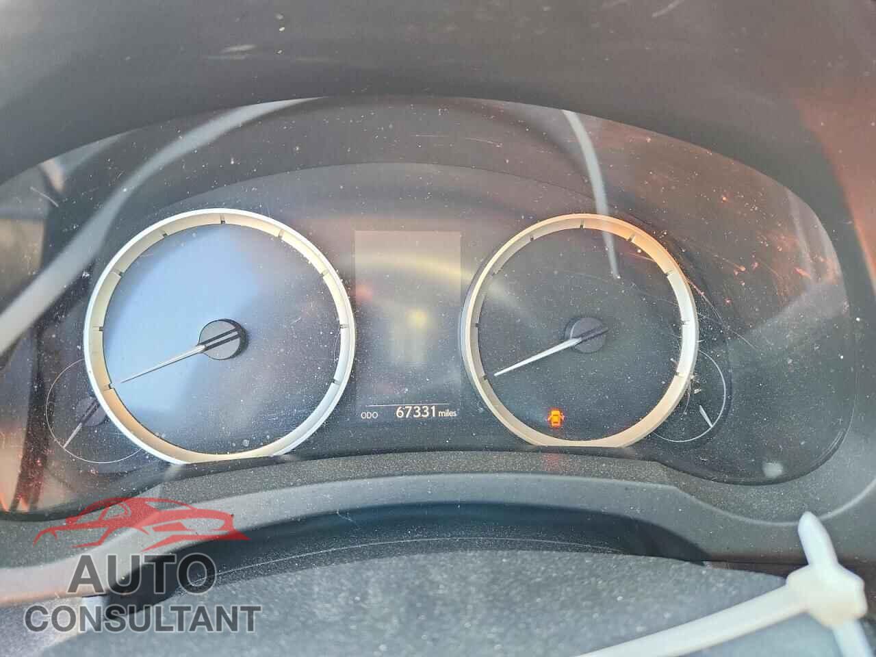 LEXUS IS 2014 - JTHBF1D29E5018126