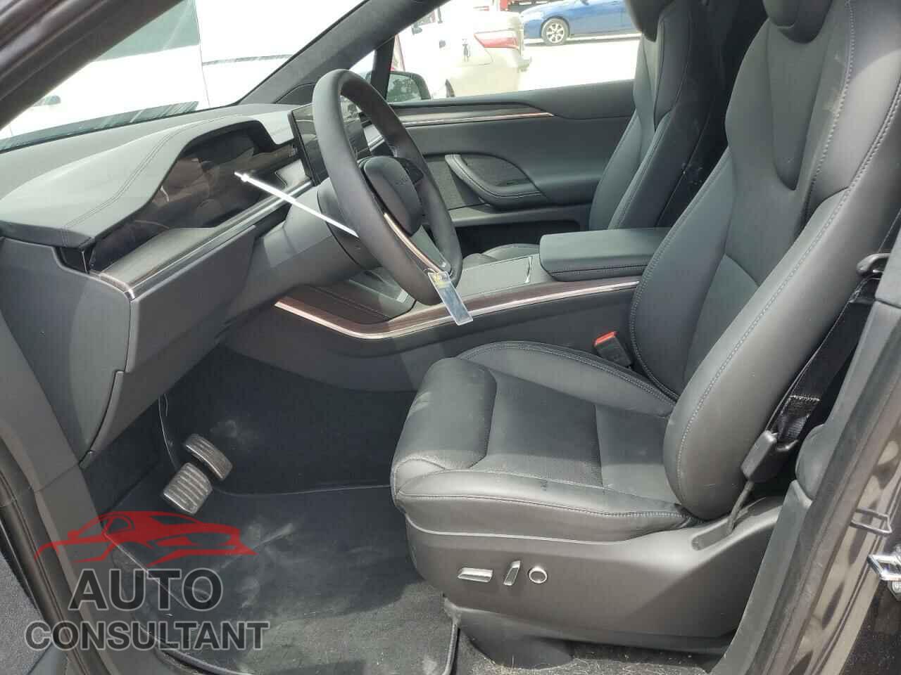 TESLA MODEL X 2024 - 7SAXCDE54RF445327