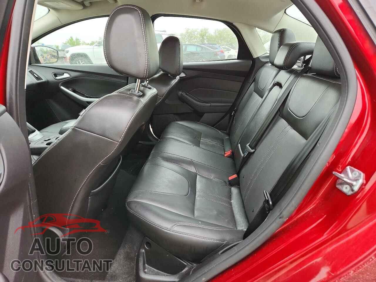 FORD FOCUS 2014 - 1FADP3F22EL371468