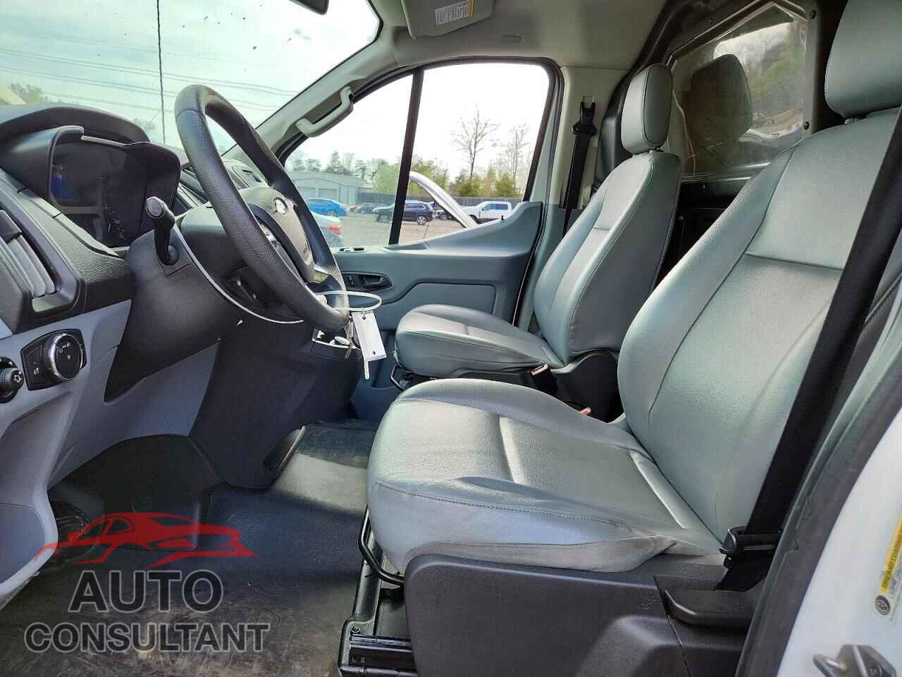 FORD TRANSIT 2017 - 1FTYE1YM3HKB49231