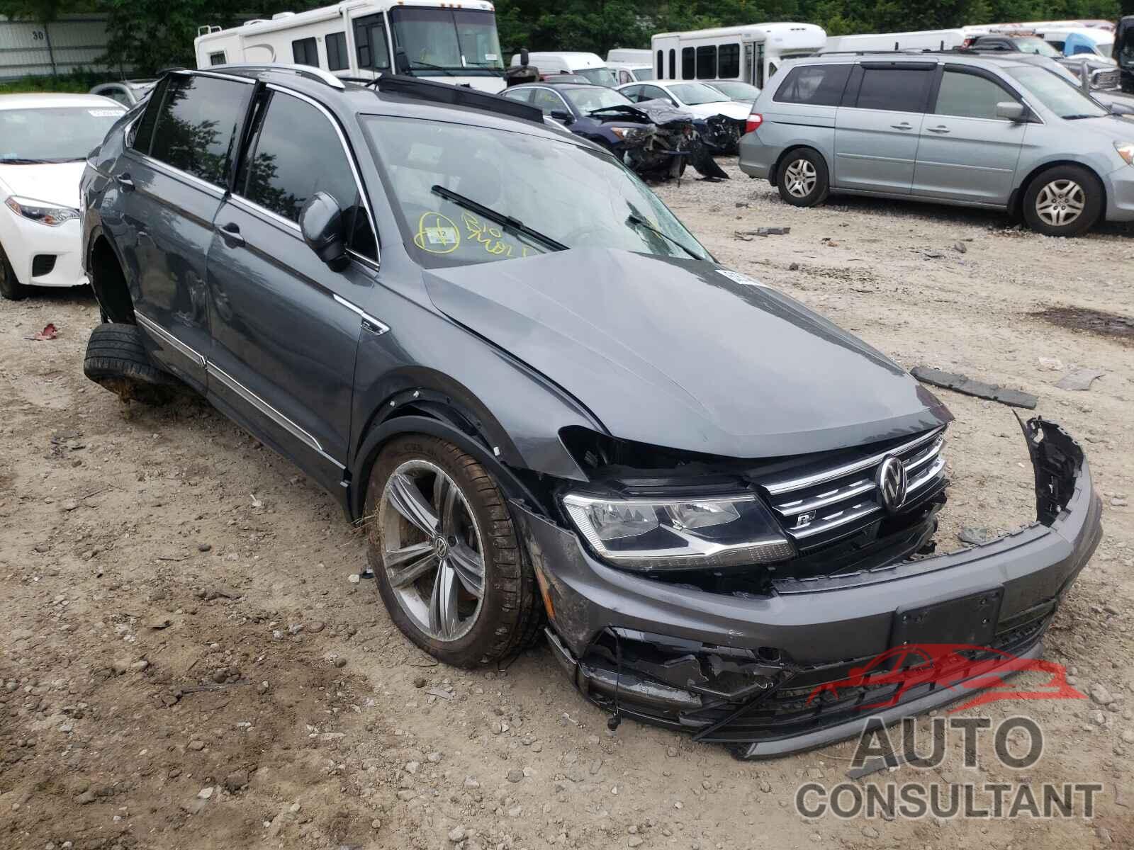 VOLKSWAGEN TIGUAN 2018 - 3VV2B7AX7JM192783