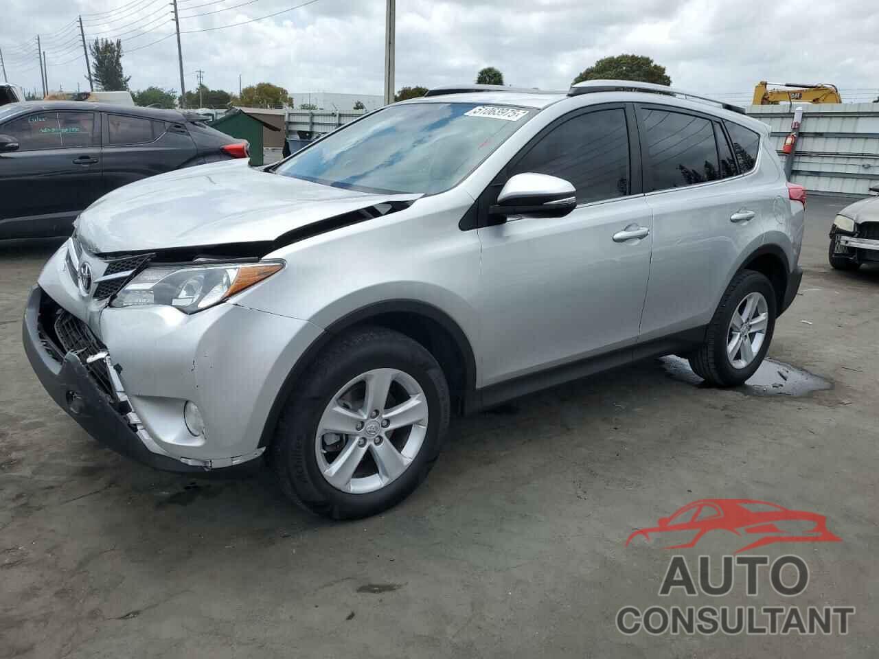 TOYOTA RAV4 2013 - JTMRFREV2D5016658