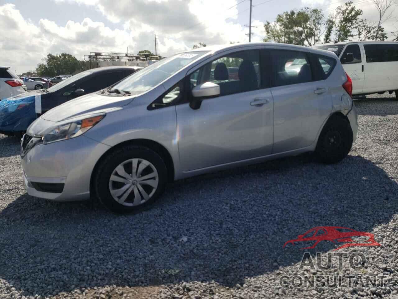 NISSAN VERSA 2018 - 3N1CE2CP5JL359807
