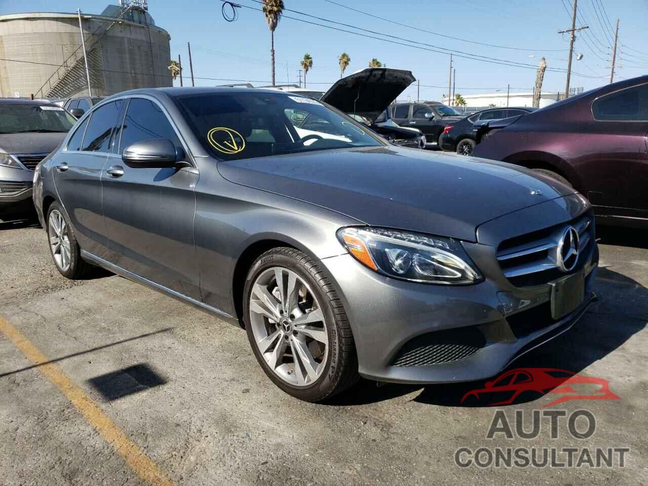 MERCEDES-BENZ C-CLASS 2018 - 55SWF4JB9JU240147