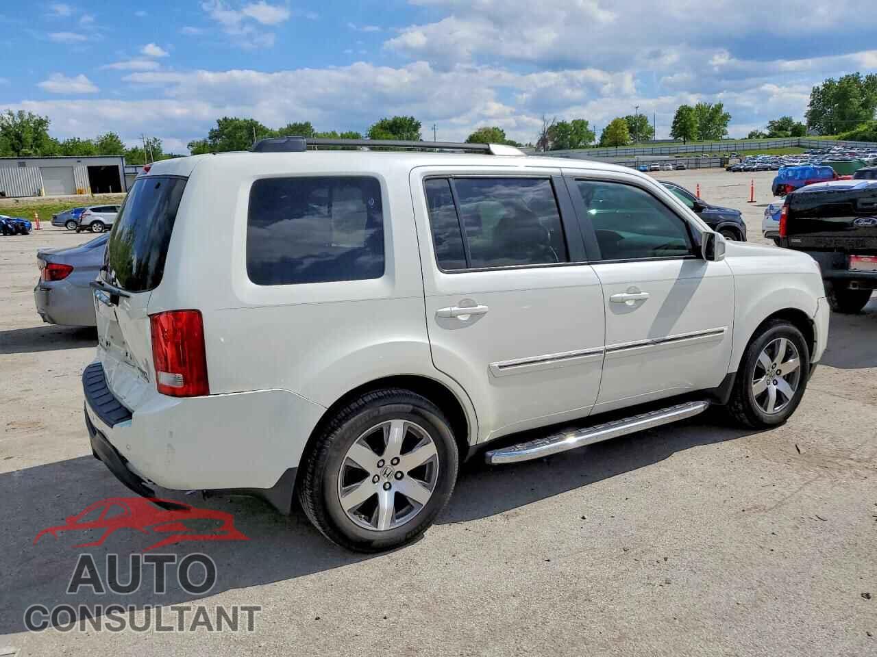 HONDA PILOT 2014 - 5FNYF4H95EB024489