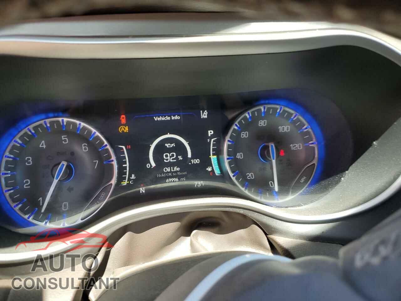 CHRYSLER PACIFICA 2019 - 2C4RC1FG4KR715297