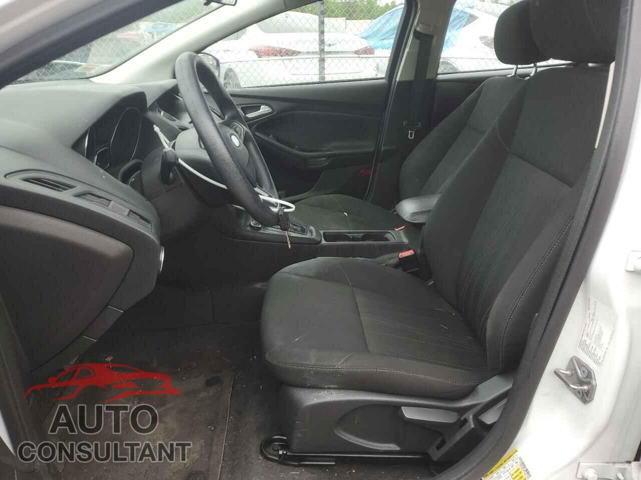FORD FOCUS 2016 - 1FADP3K20GL347744