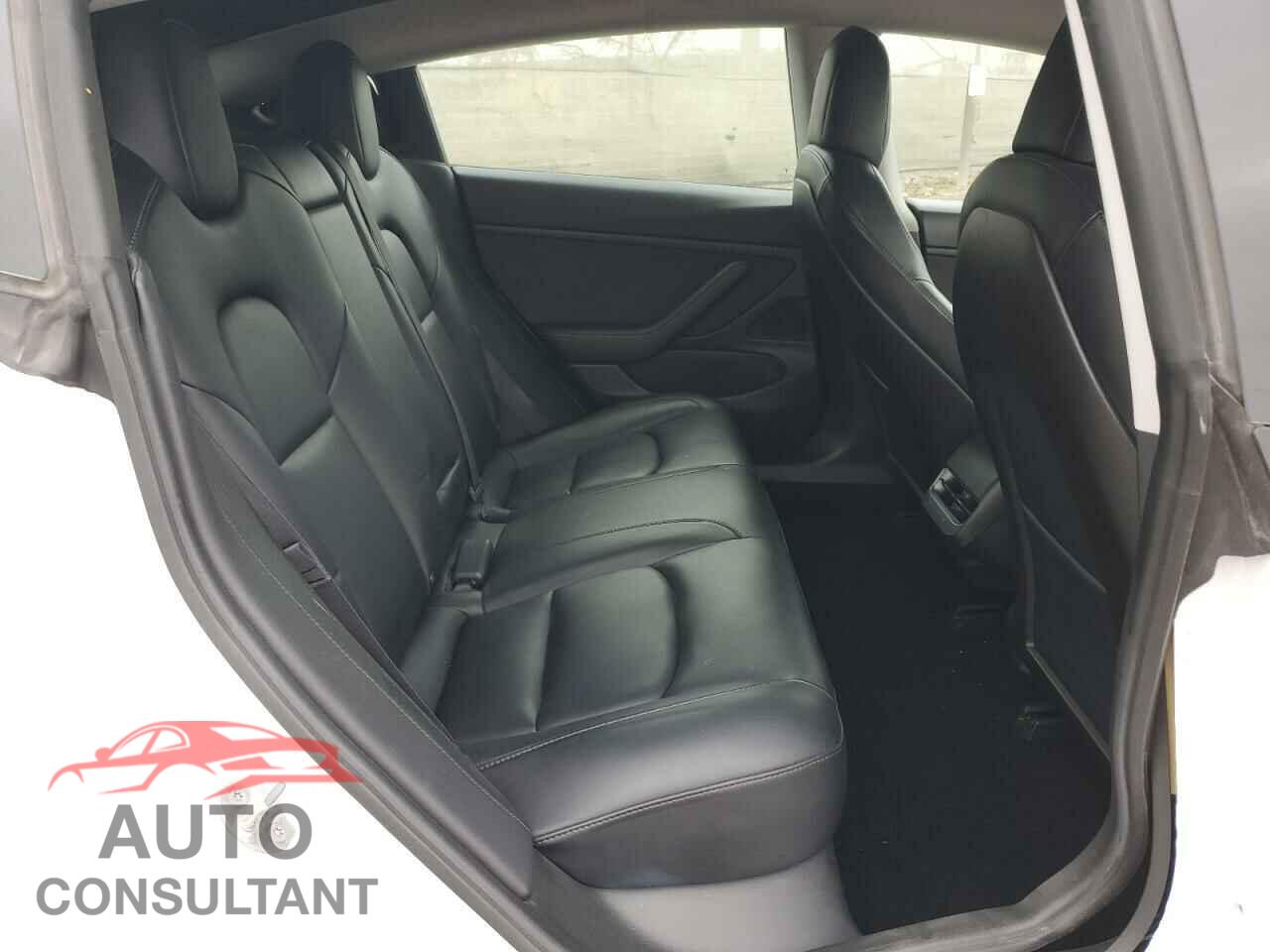 TESLA MODEL 3 2020 - 5YJ3E1EB5LF735710