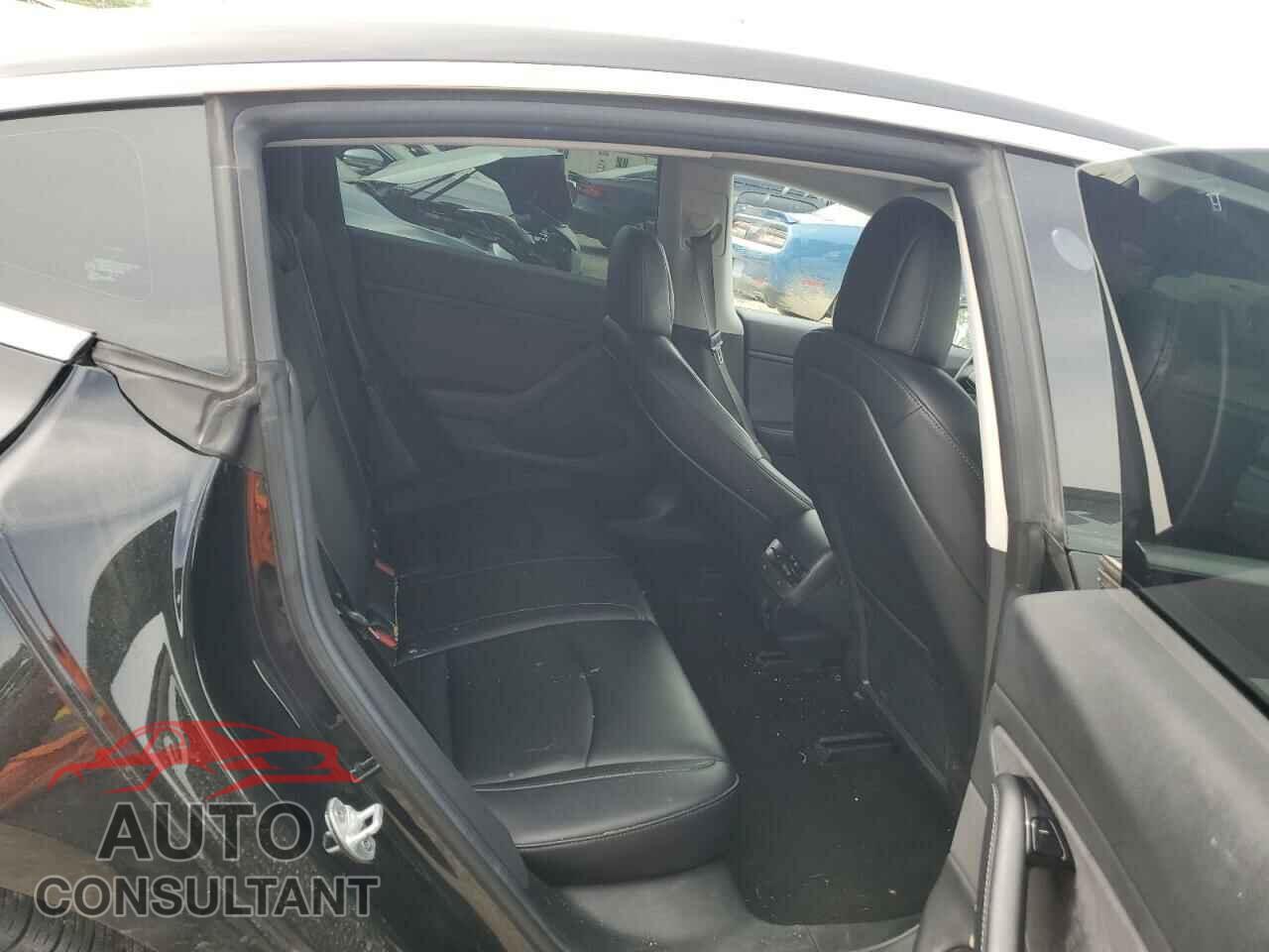 TESLA MODEL 3 2018 - 5YJ3E1EA3JF002740