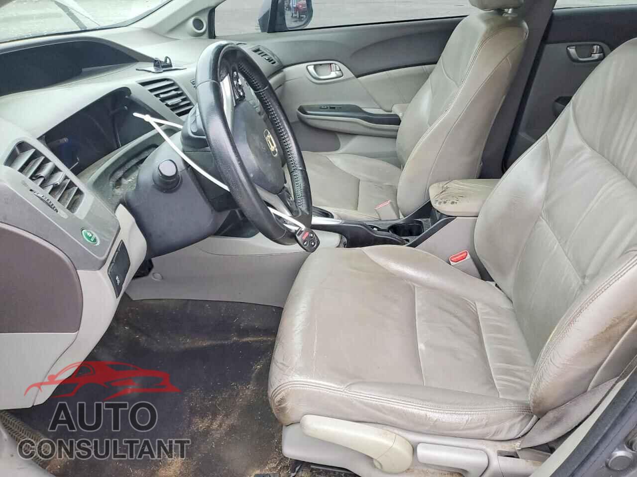HONDA CIVIC 2012 - 2HGFB2F90CH524577