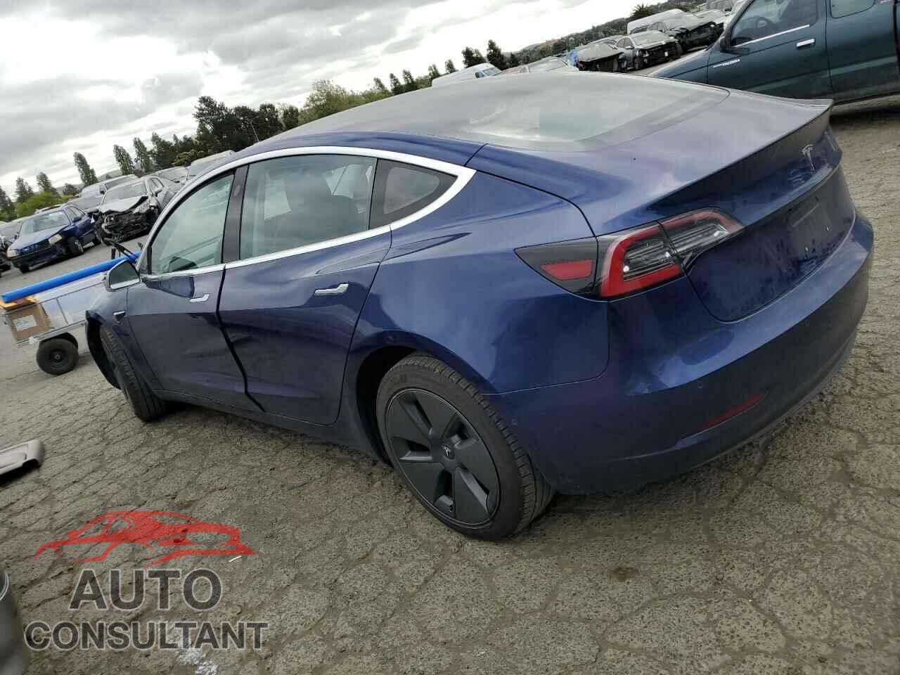 TESLA MODEL 3 2018 - 5YJ3E1EA8JF160135