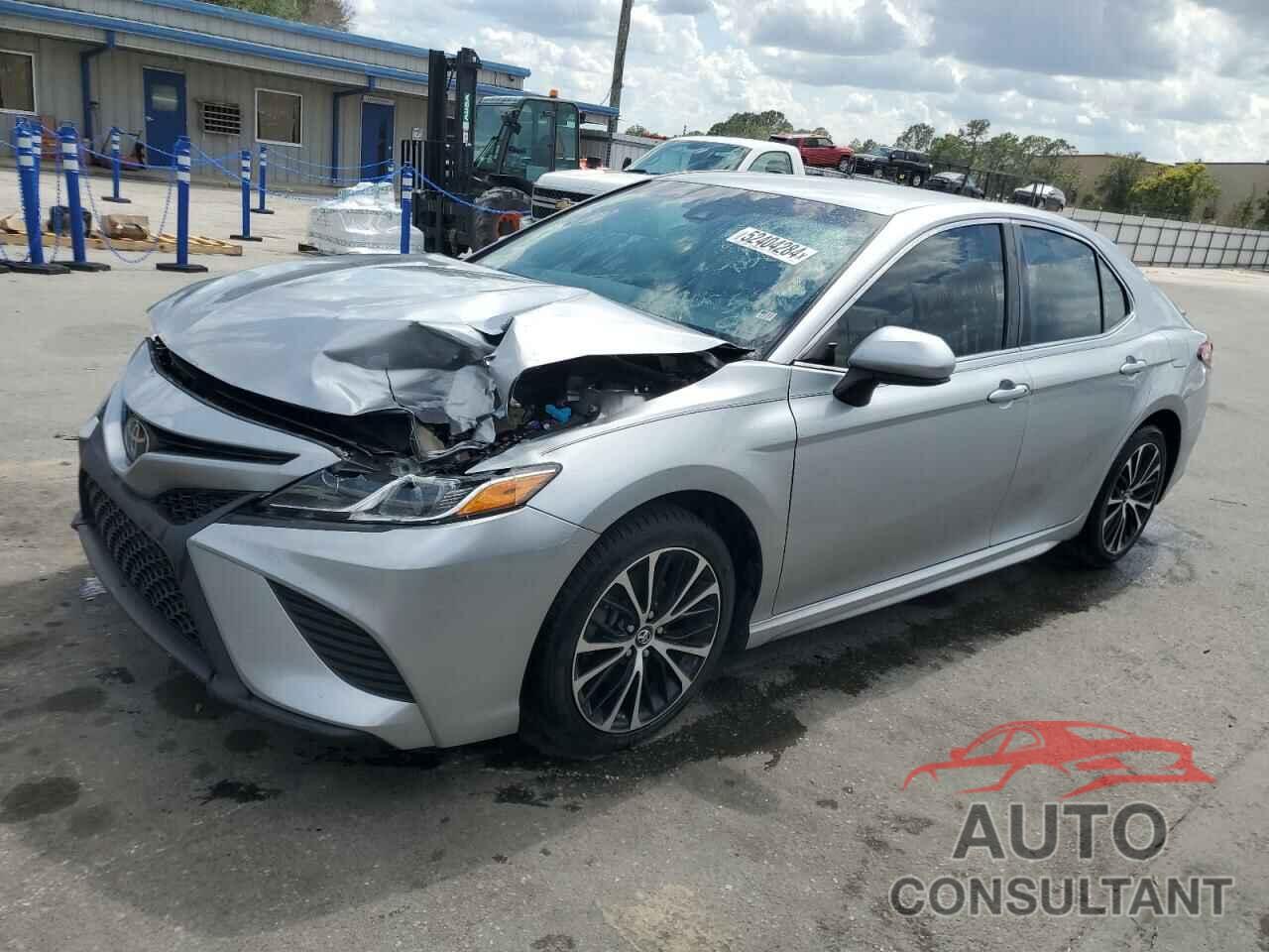 TOYOTA CAMRY 2018 - 4T1B11HK9JU637962