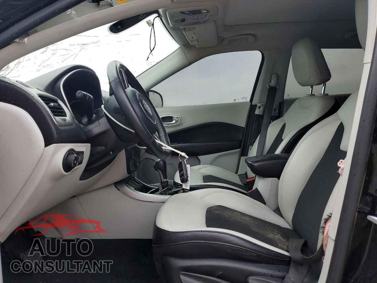 JEEP COMPASS 2018 - 3C4NJCBB2JT486852
