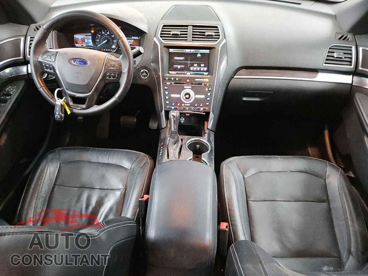 FORD EXPLORER 2016 - 1FM5K7F87GGA43592