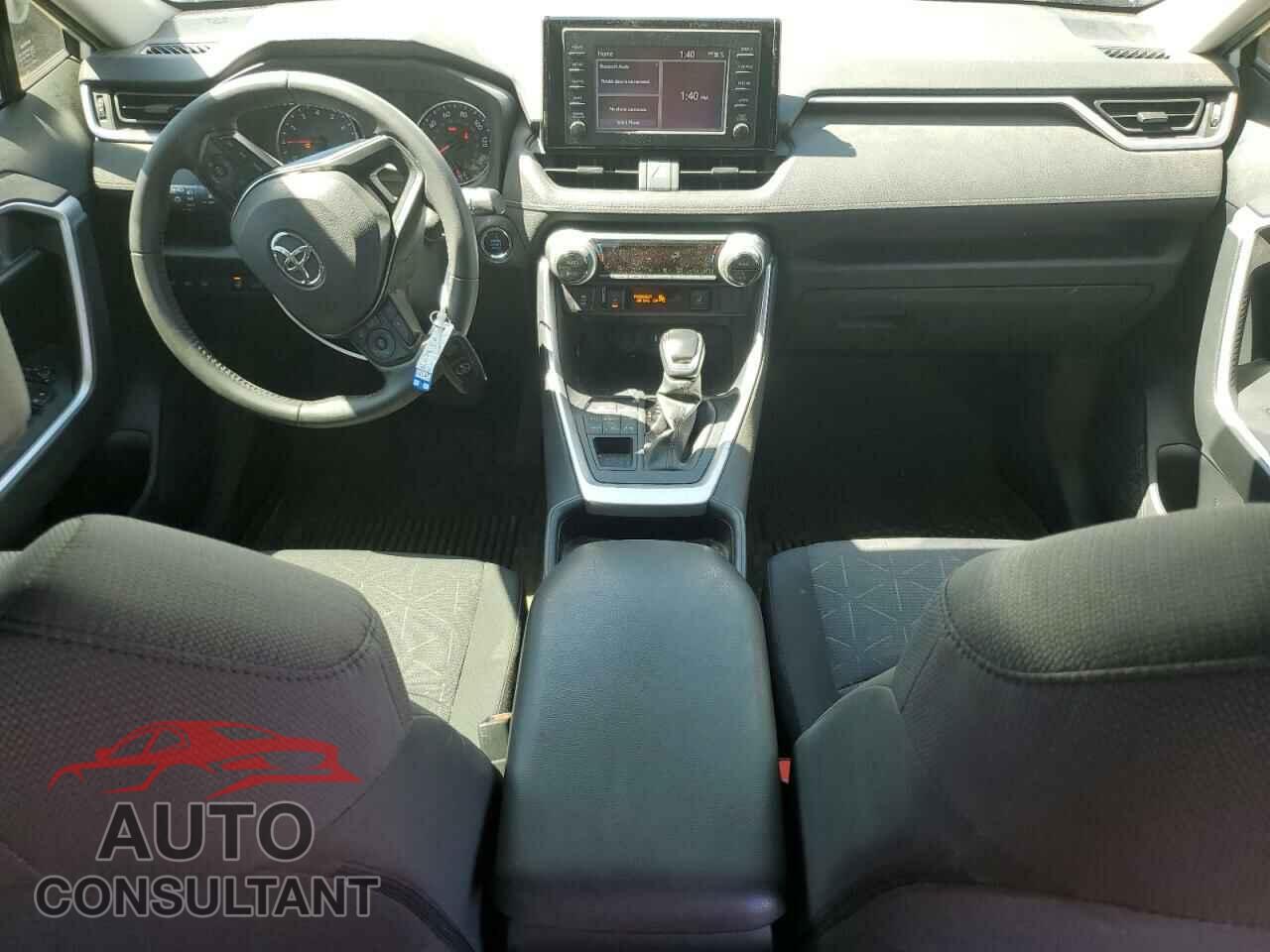 TOYOTA RAV4 2019 - JTMP1RFVXKD021338