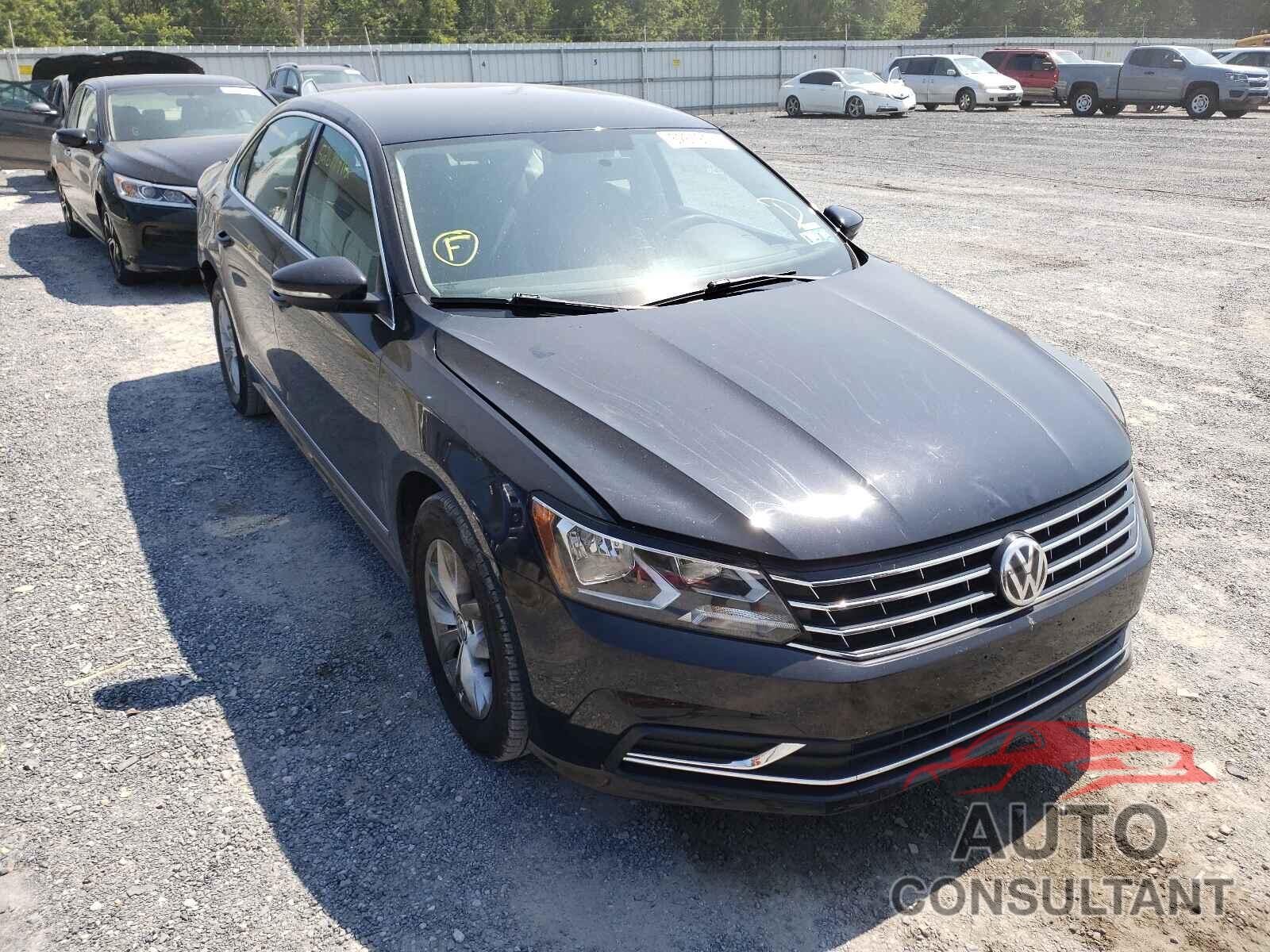 VOLKSWAGEN PASSAT 2017 - 1VWAT7A30HC014128