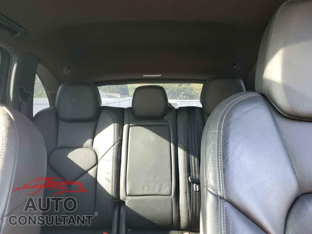 PORSCHE CAYENNE 2014 - WP1AA2A22ELA08411
