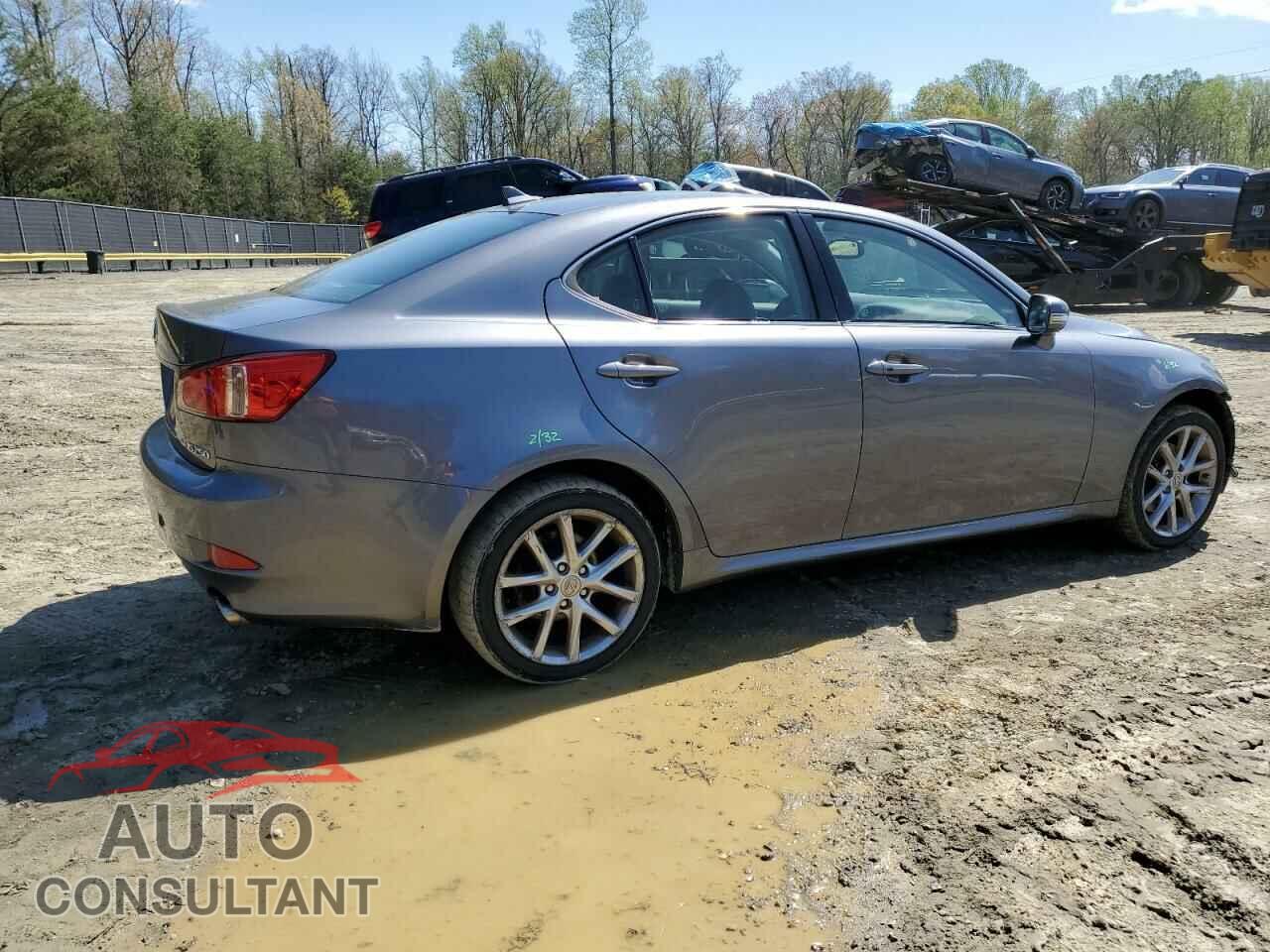 LEXUS IS 2013 - JTHCF5C25D2036068