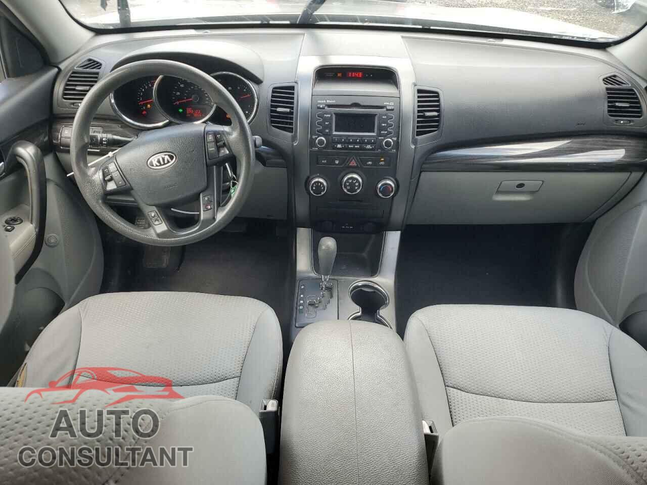 KIA SORENTO 2012 - 5XYKT3A16CG287965