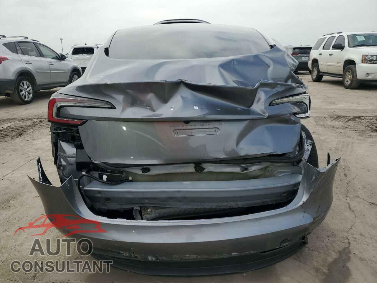 TESLA MODEL 3 2024 - 5YJ3E1EA3RF859782