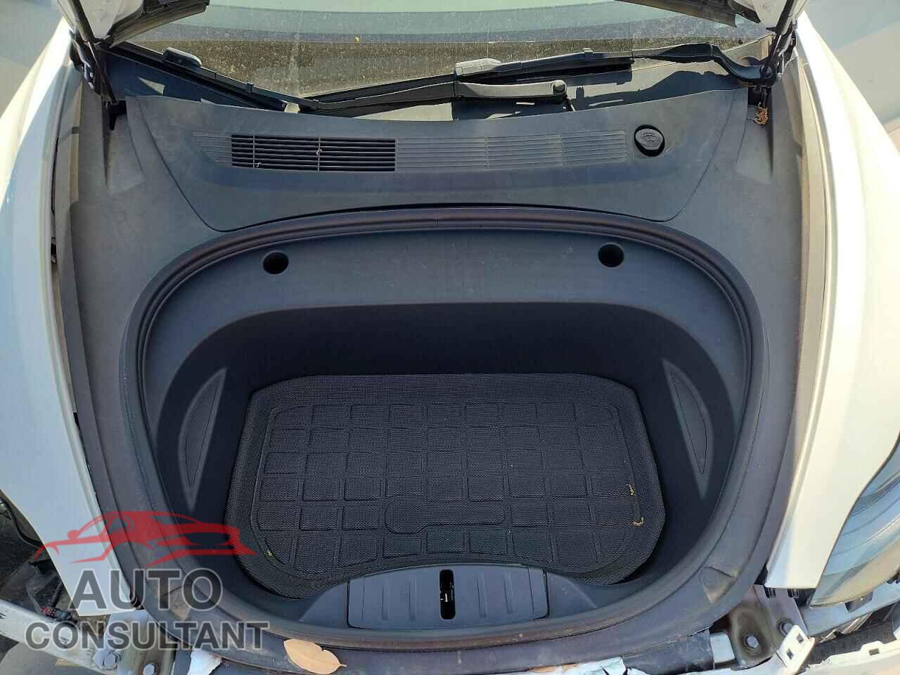 TESLA MODEL 3 2023 - 5YJ3E1EA1PF573202