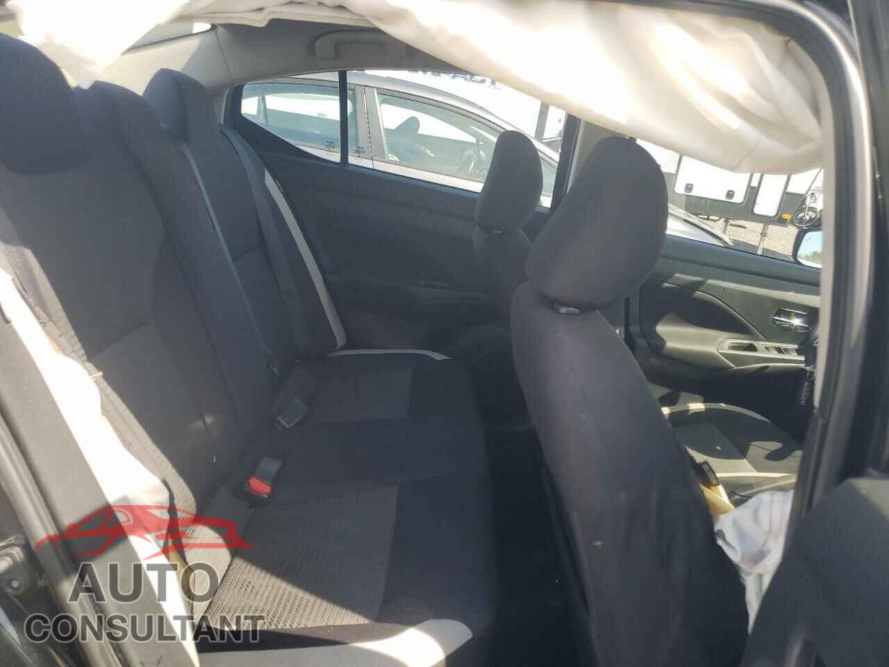 NISSAN VERSA 2021 - 3N1CN8EVXML820955