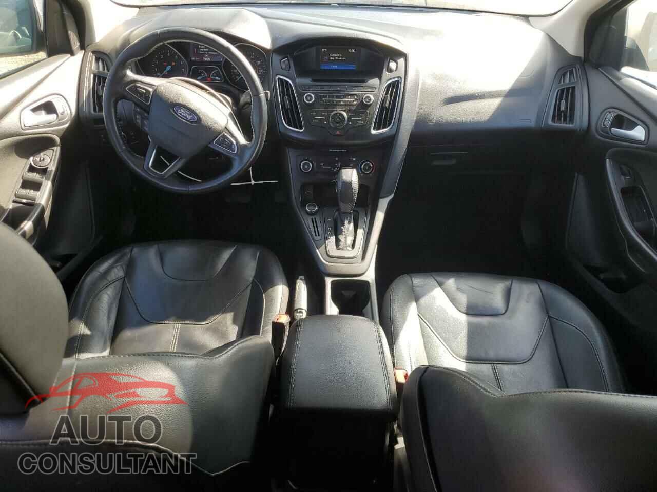FORD FOCUS 2015 - 1FADP3F24FL326906
