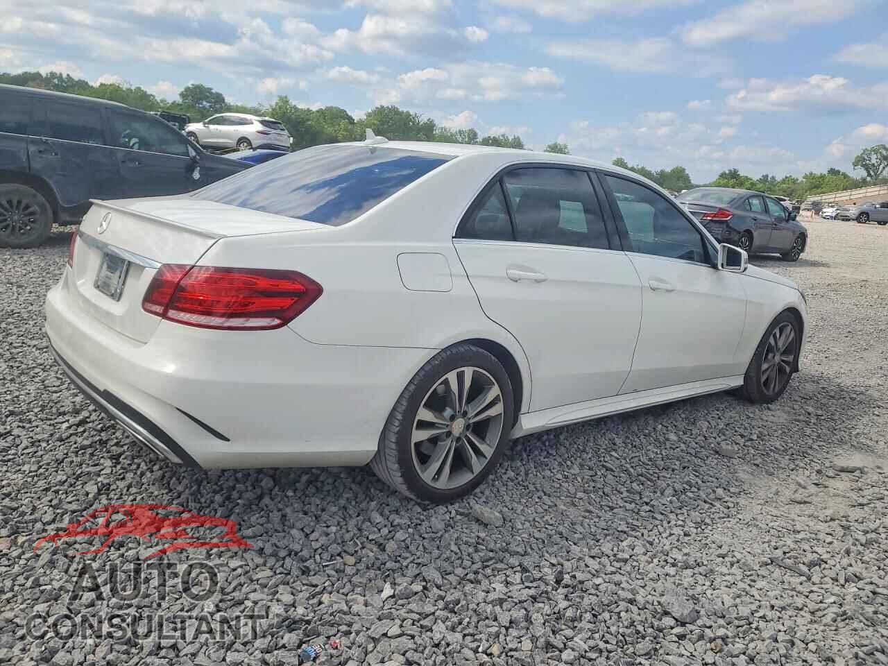 MERCEDES-BENZ E-CLASS 2015 - WDDHF5KB3FB098537