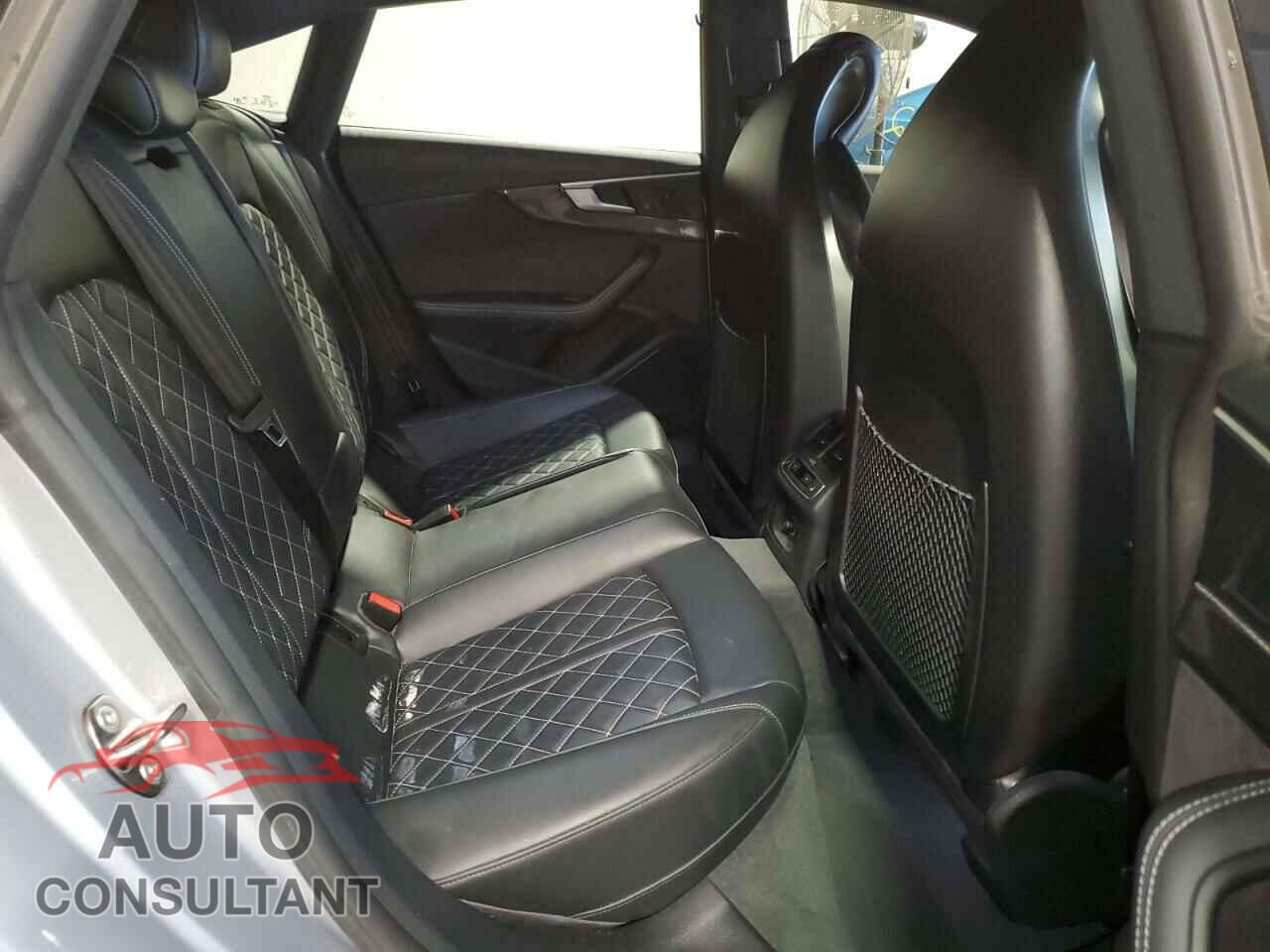 AUDI S5/RS5 2018 - WAUB4CF58JA039171