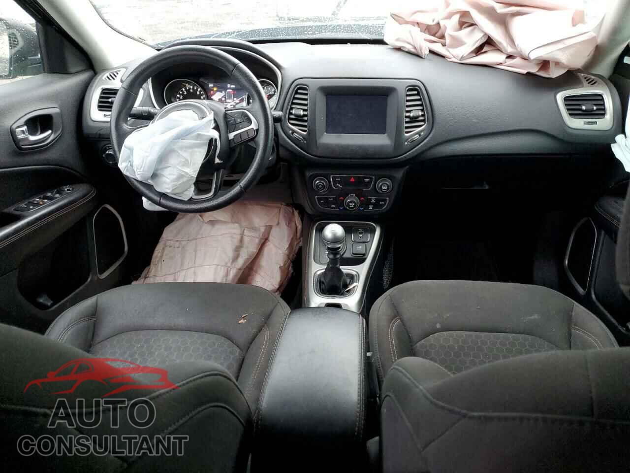 JEEP COMPASS 2019 - 3C4NJDAB0KT829084