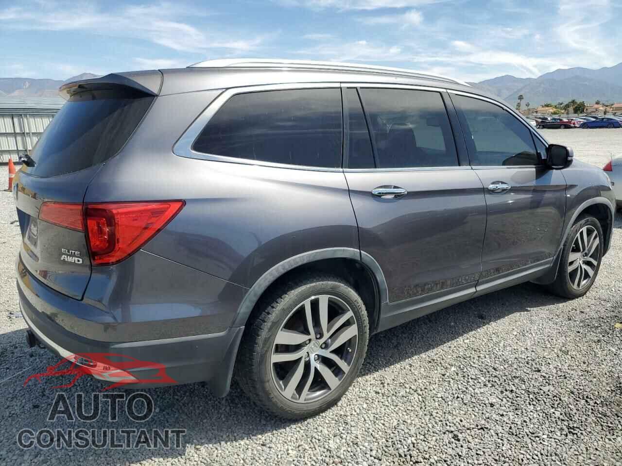 HONDA PILOT 2017 - 5FNYF6H05HB054593