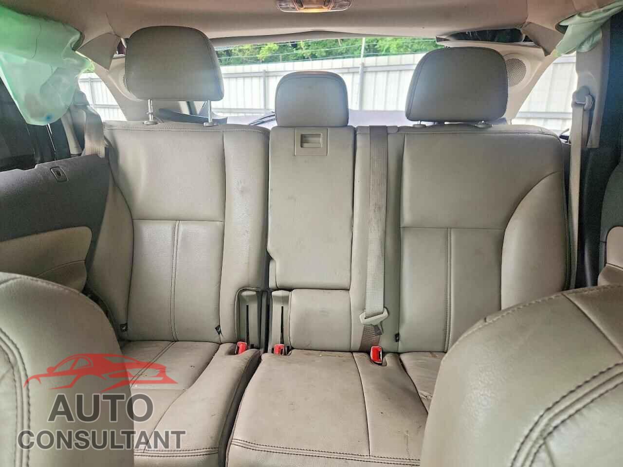 FORD EDGE 2011 - 2FMDK3KC5BBB11015