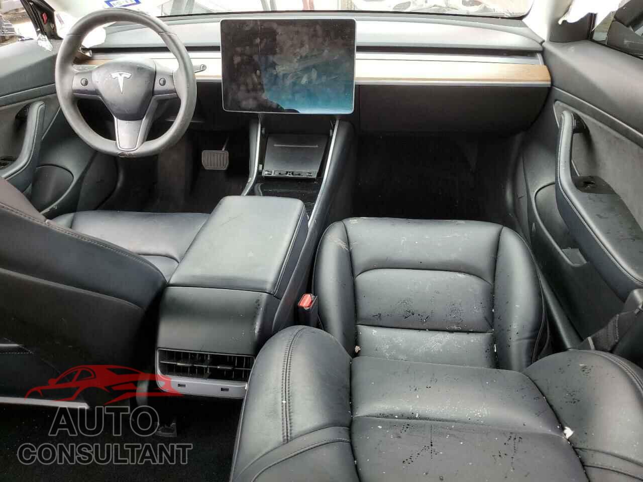 TESLA MODEL 3 2020 - 5YJ3E1EA8LF606528