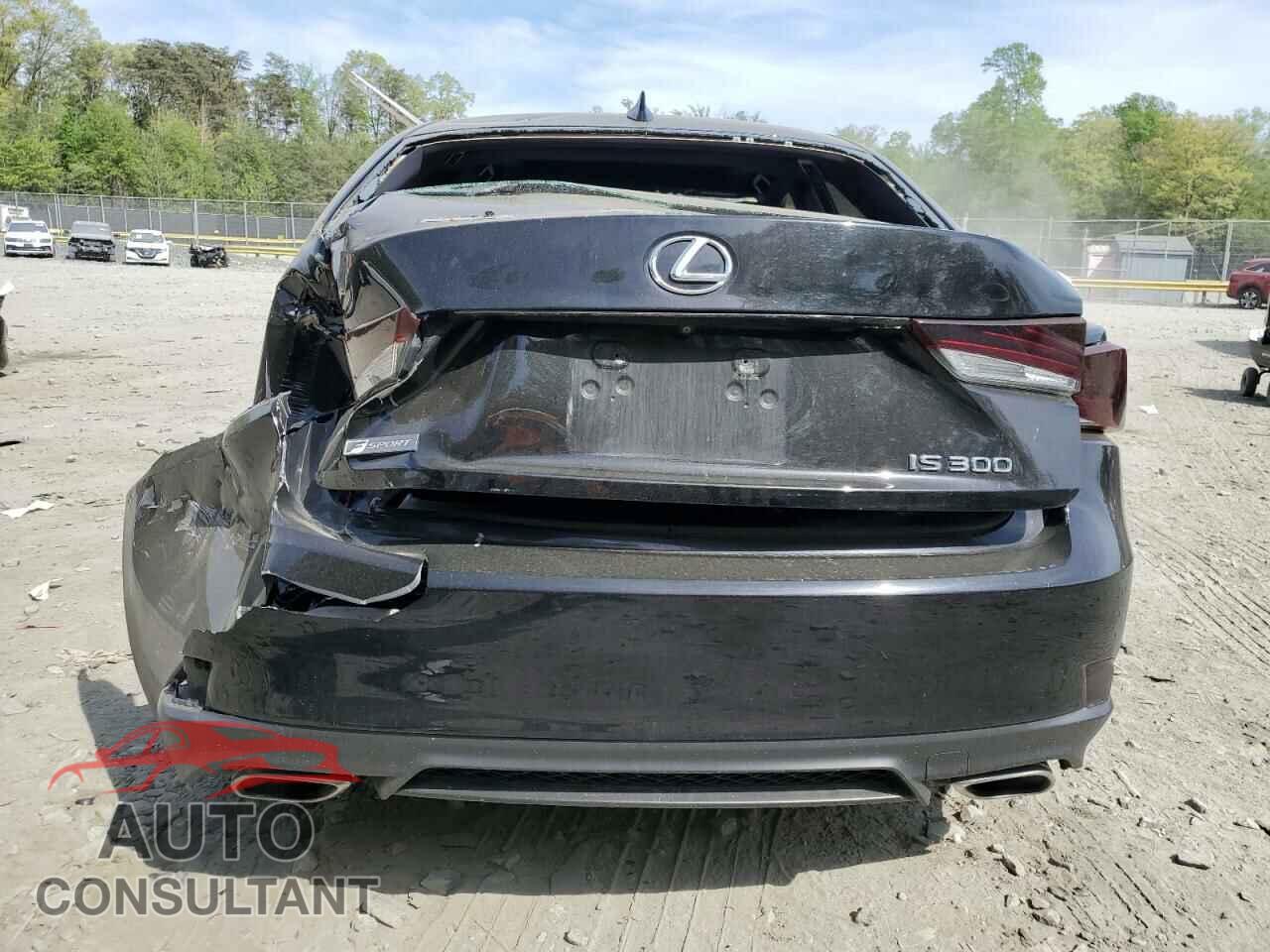 LEXUS IS 2019 - JTHC81D2XK5035236
