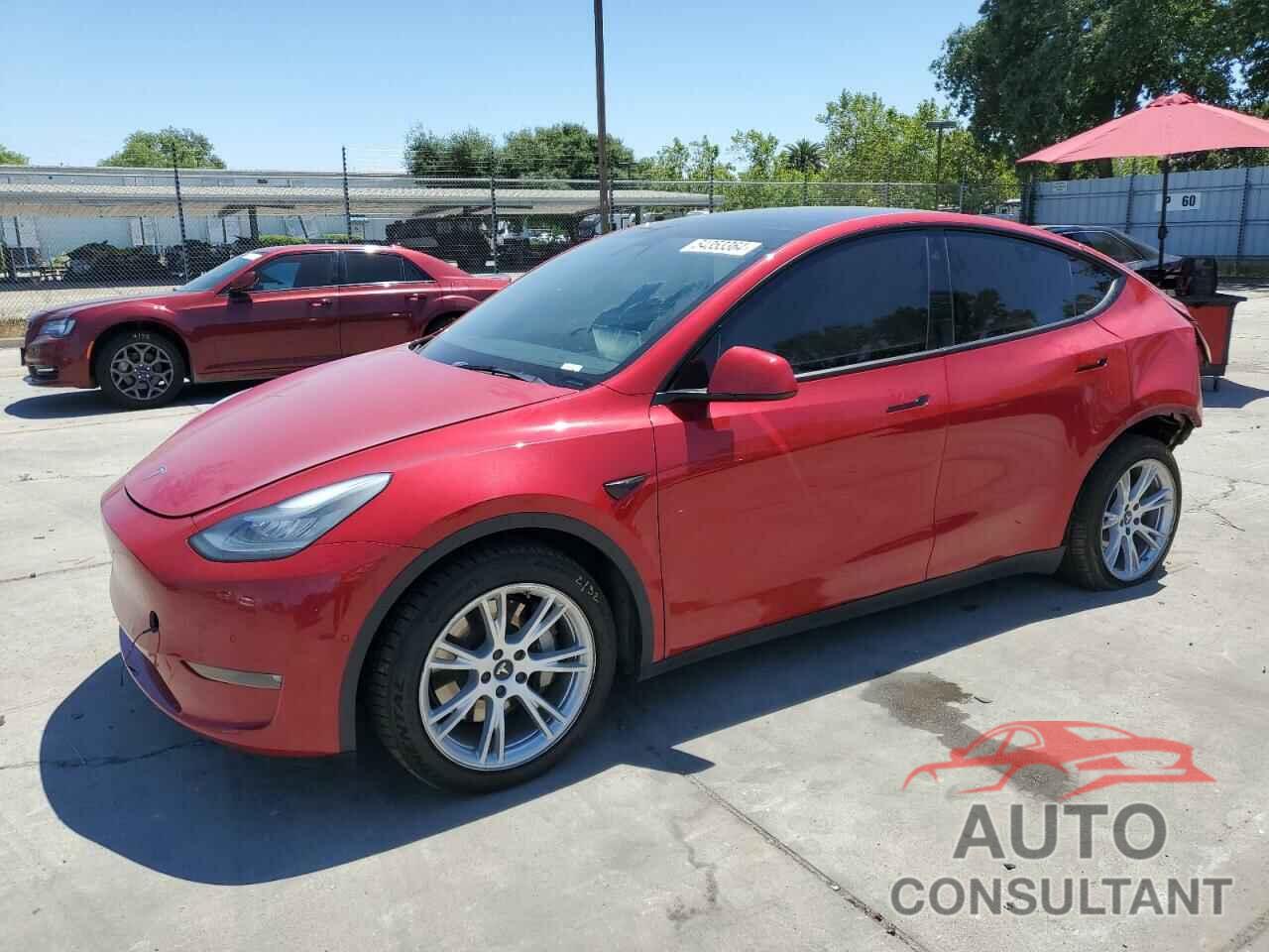 TESLA MODEL Y 2021 - 5YJYGAEE3MF157554